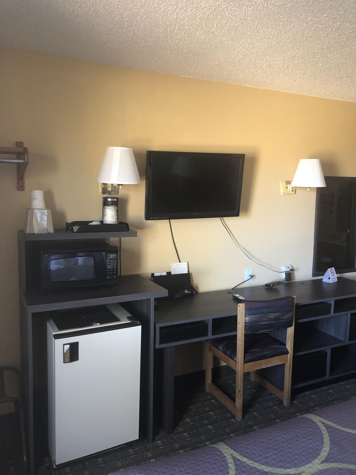 Super 8 By Wyndham Florence Co Luaran gambar