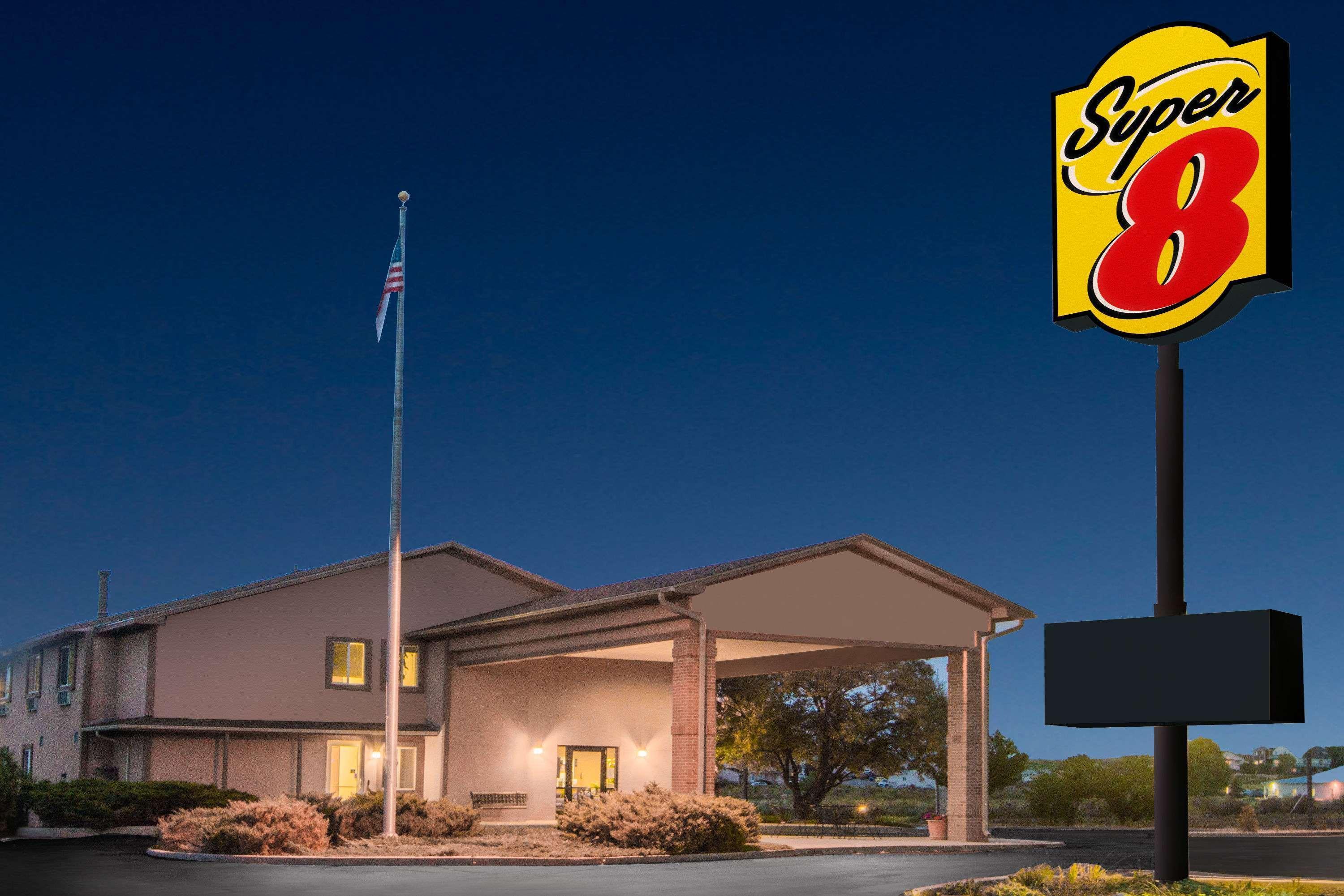 Super 8 By Wyndham Florence Co Luaran gambar