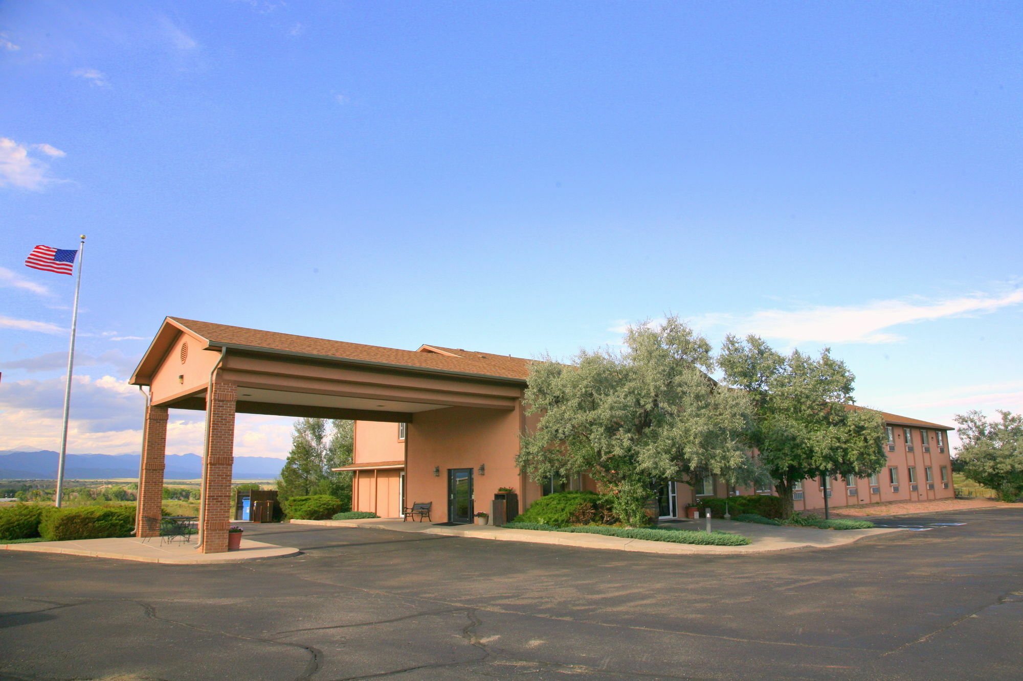 Super 8 By Wyndham Florence Co Luaran gambar